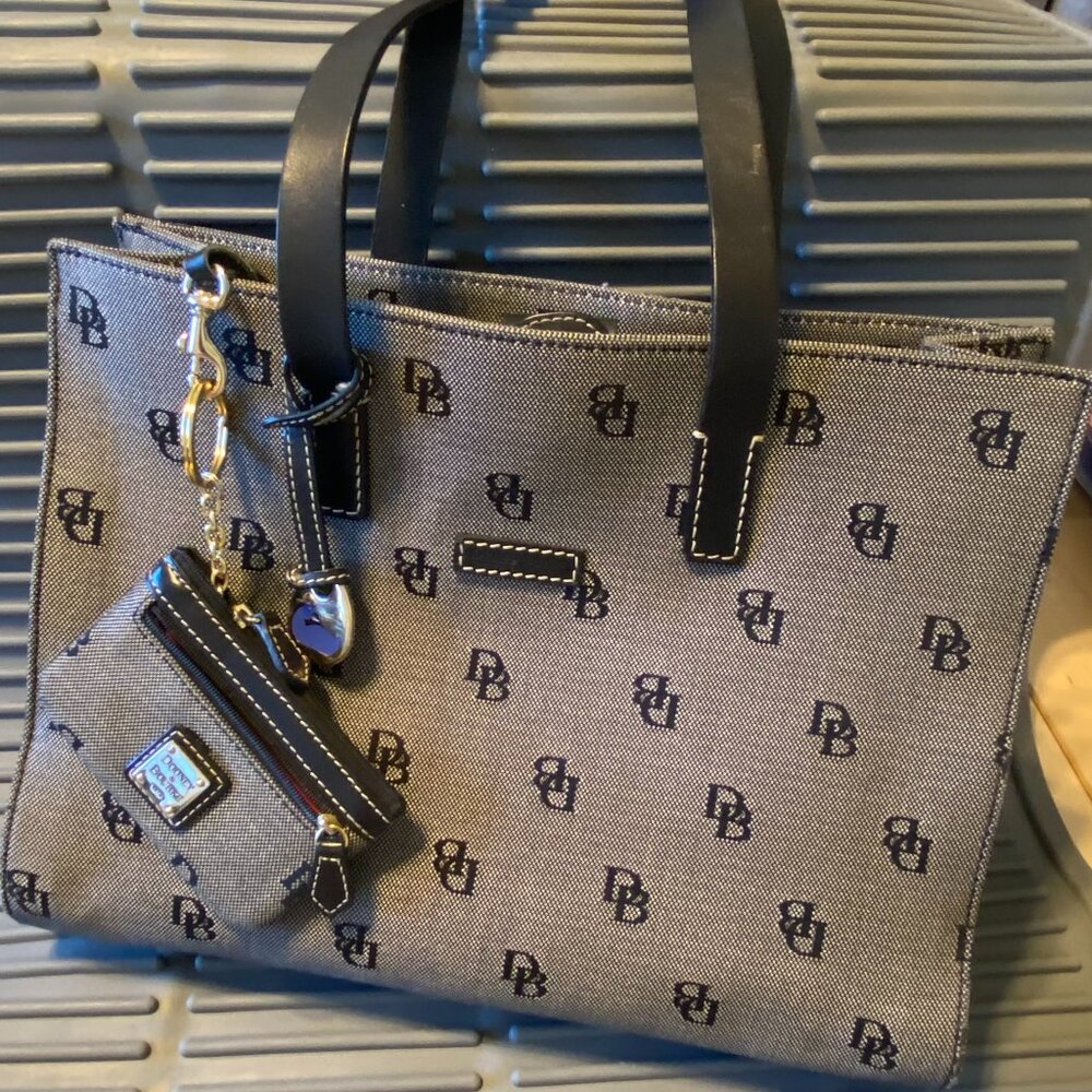 Dooney & Bourke Tote Bag